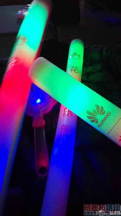 ��Ϊ��ҫ6 Plus������飺��˼