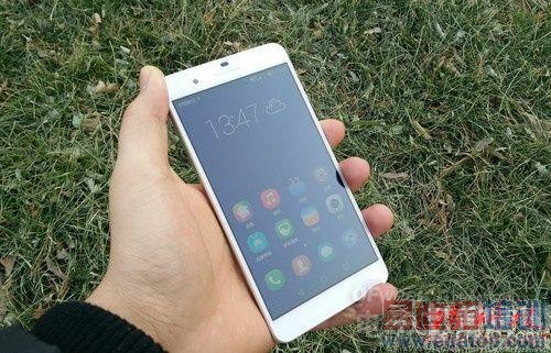 �Լ۱���Σ���Ϊ��ҫ6Plus�������⣺�ܷ�ԽС��5/����MX5��