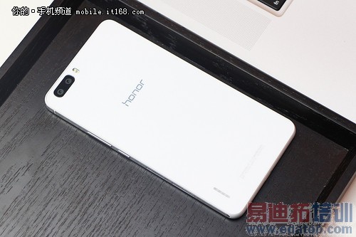 ȫ��������ǿ����ҫ6 Plus ����MX4 Pro�ȶ�������ֻ�������ͼ��