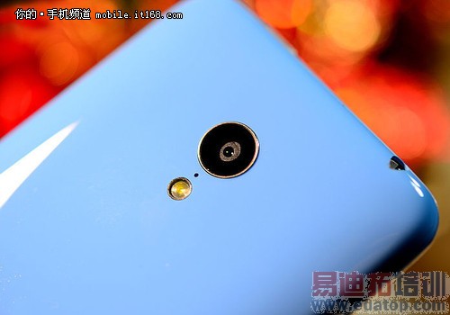 ����������ǰ��ս:����MX4 Pro��â�ǹ���Ϊ��ҫ6 Plus