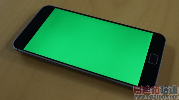 ����������ǰ��ս:����MX4 Pro��â�ǹ���Ϊ��ҫ6 Plus