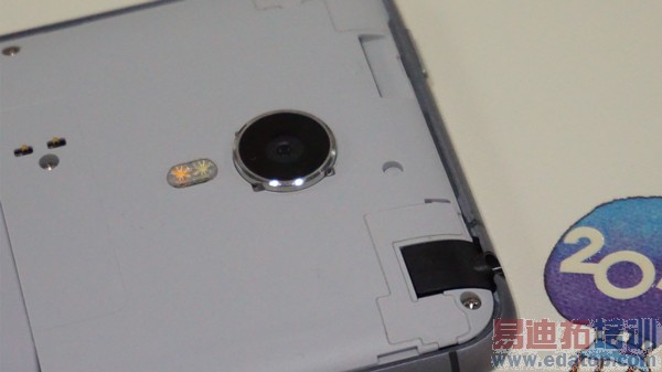 ����������ǰ��ս:����MX4 Pro��â�ǹ���Ϊ��ҫ6 Plus