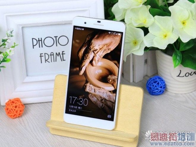 华为荣耀6 Plus评测:居然用枪击射 敢用巴雷特M82a1吗?(附视频)