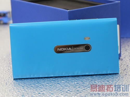 ����ȹ۲졿Ӣ�۳�ĺ����֪