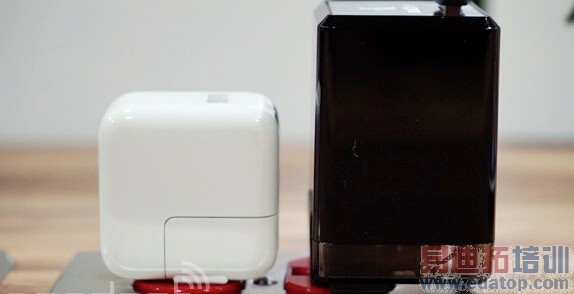 NextDrive Plug ������չ����̨������USB װ�����ɵ����ƶ�