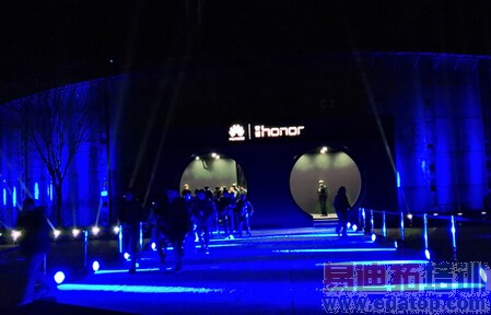 ��������ʷ��ǿ������ҫ6Plus ȫ��λ���� �걬����4Pro ����ƻ��6 Plus