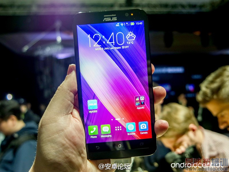 华硕ZenFone 2:全球首款4GB RAM手机 全金属背盖也是醉了