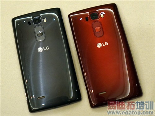 LG G Flex2上手体验:抢先小米5搭骁龙810 跑分惊爆魅族MX4