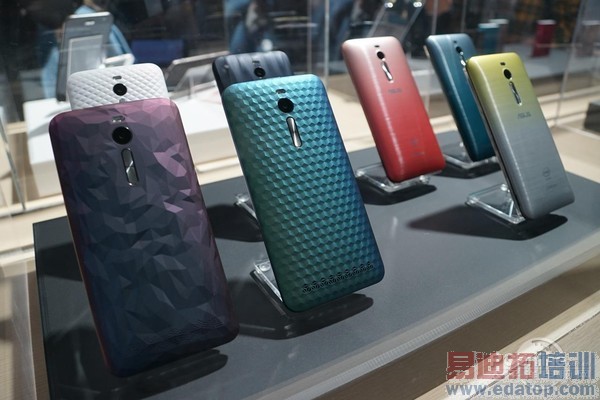 2015 CES��Ʒ���ܣ�LG�»�������810 ��˶˫������