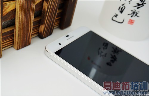 仿生双镜华为荣耀6 Plus深度体验:海思