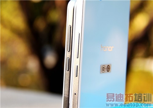 仿生双镜华为荣耀6 Plus深度体验:海思