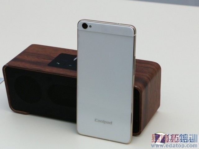 ��ҫ6 Plus ����MX4 Pro���Σ����˵�����ֻ���ǿ�����̵㣡����ͼ��