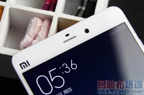 ��ŭ���׾������ղ��ٵ�С���Ѿ���Ϊ׷����