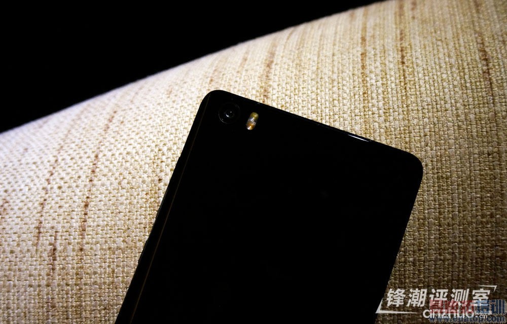 ��ƷС��Note���ֲ������Լ۱�+˫������� 2299Ԫ��