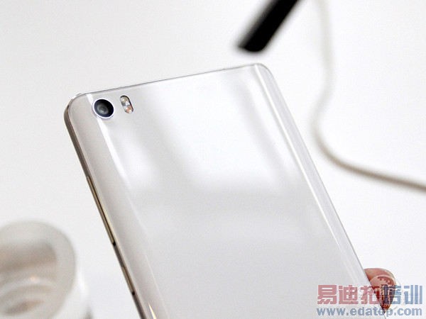 小米Note真机评测:小米的高端市场尝试之作到底如何?