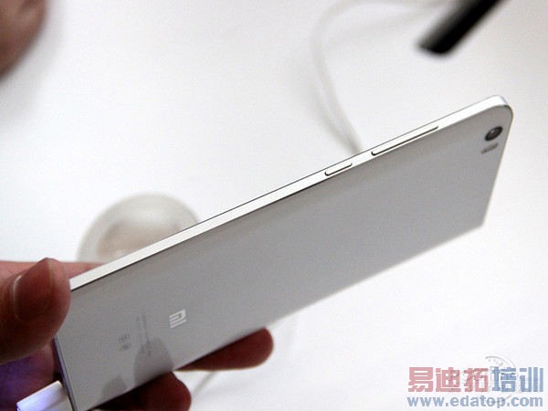 小米Note真机评测:小米的高端市场尝试之作到底如何?