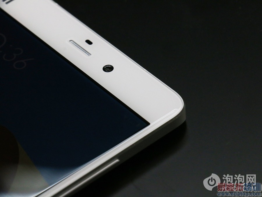 小米note全网首次开箱图赏:双面曲面玻璃2299元起 最好看的小米