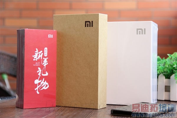 С��Note����ͼ�ͣ���۶ԱȲ���iPhone 6 Plus