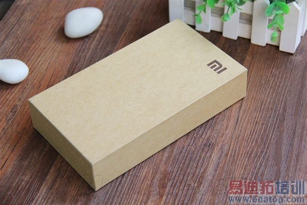 С��Note����ͼ�ͣ���۶ԱȲ���iPhone 6 Plus