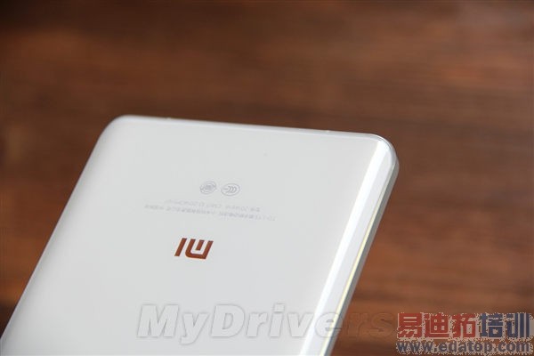 С��Note����ͼ�ͣ���۶ԱȲ���iPhone 6 Plus