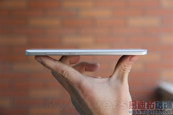 С��Note����ͼ�ͣ���۶ԱȲ���iPhone 6 Plus