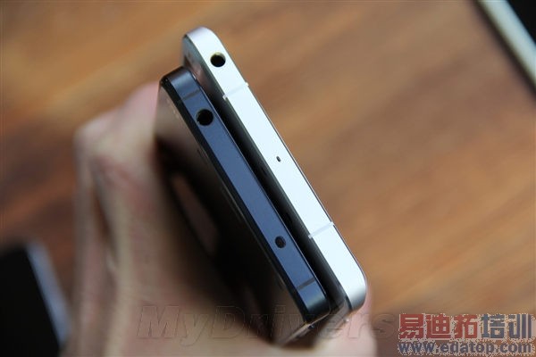 С��Note����ͼ�ͣ���۶ԱȲ���iPhone 6 Plus