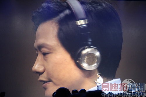 ��ͼ��ֱ����2015С��Note��Ʒ�����᣺����810���� �۸����죿