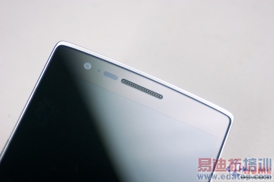 一加手机联通版360度评测:工艺优质、外观优雅、设计考究