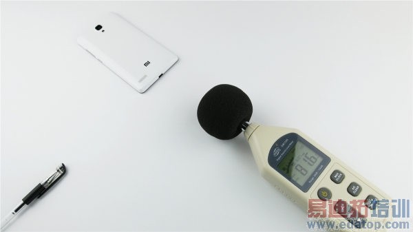 红米2全面测评:小米家族小米2s、红米note小米4横向对比