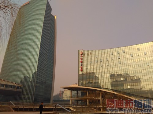 1GB�˴��湻�ã�64λ�ĺ˺����ֻ�2�����34��ͼ