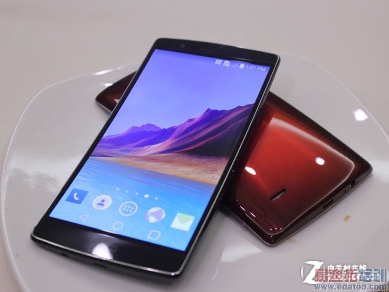 ��ΪMate7��Ҫƴ�ˣ�����810�ж�ǿ��4GB�ڴ��ж��ͣ�����ͼ��