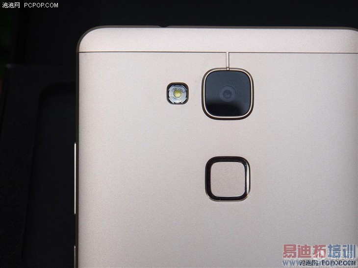 �����콢���ܻ��۷�Ծ�����ΪMate 7������MX4 pro�ʹ����ֻ��ϰ�