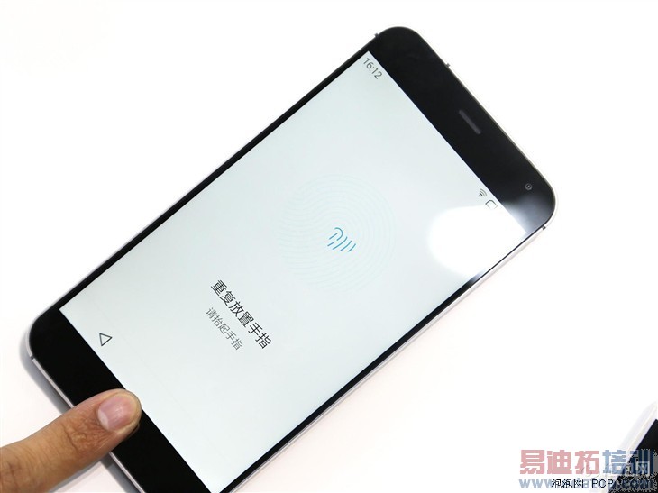 �����콢���ܻ��۷�Ծ�����ΪMate 7������MX4 pro�ʹ����ֻ��ϰ�