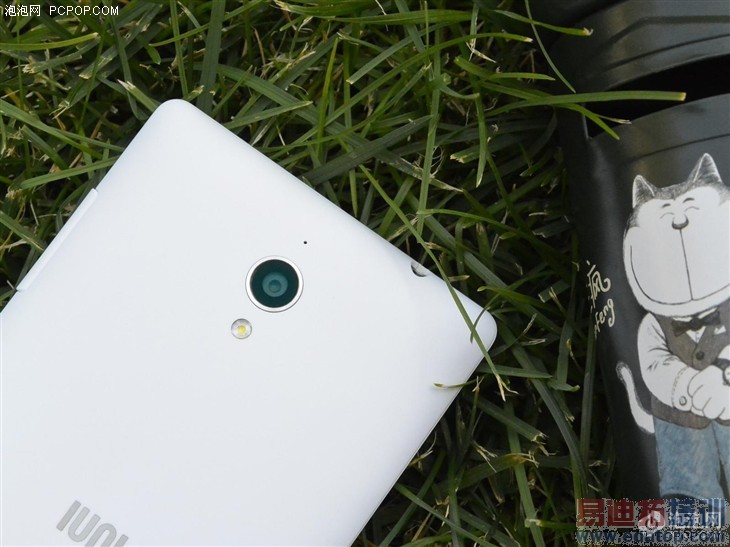 �����콢���ܻ��۷�Ծ�����ΪMate 7������MX4 pro�ʹ����ֻ��ϰ�