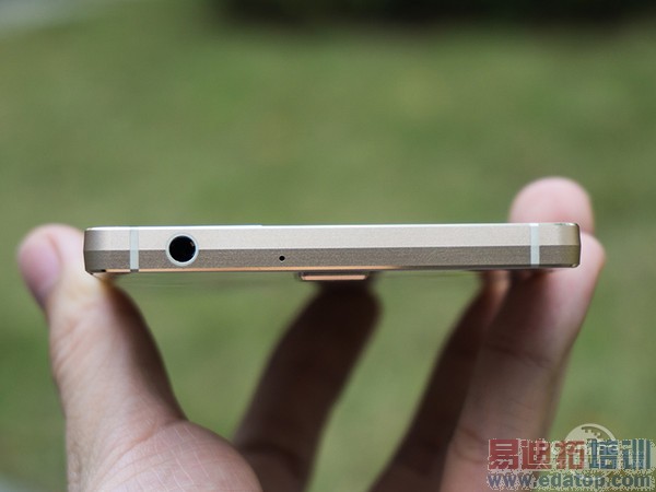 ���ɴ���X7��ȫ���⣺�������Ͻ��п�+˫��������+�������ã�