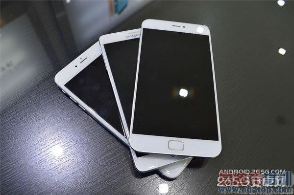 Moto X Pro�Ա�����MX4 Pro��iPhone6 Plus���ͼ�ͣ�