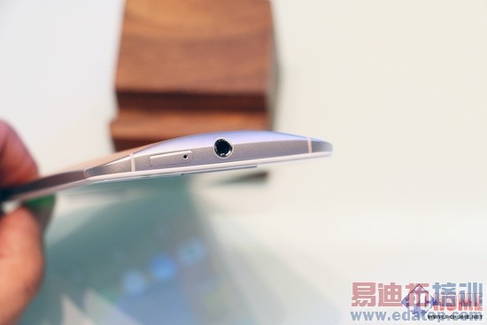 最佳安卓机回归 新Moto X国行版简评