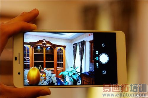 ��Ϊ��ҫ6 Plus���ʹ�ñ��棺Moto X/С��Note̫�ۣ�