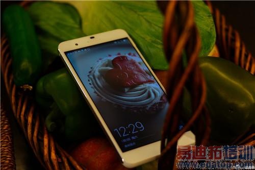 ��Ϊ��ҫ6 Plus���ʹ�ñ��棺Moto X/С��Note̫�ۣ�