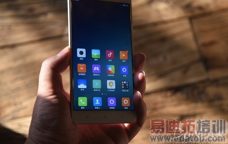 �׾�������ж�����ΪMate7ȫ�治��С��Note��