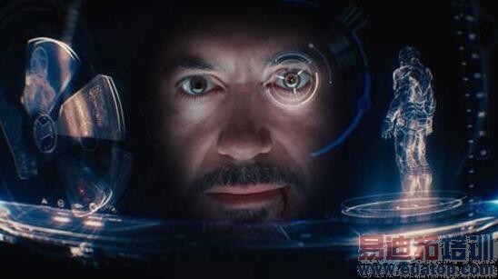 ΢������CEO�ɵ���Ѻ��HoloLens Win 10�ŵڶ�