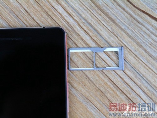 ��ʯ����ƽ����� ҫ�����콢OPPO R1C���� 