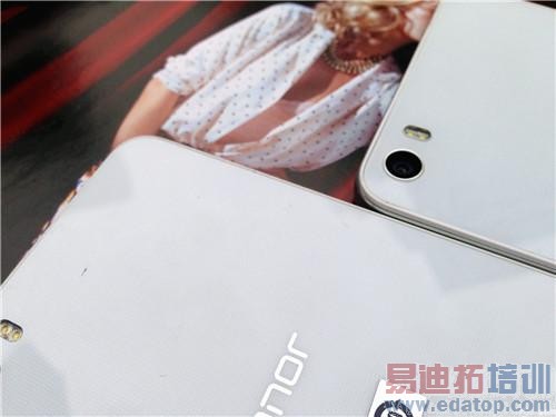 华为荣耀6plus深体验:小米Note难逆袭?