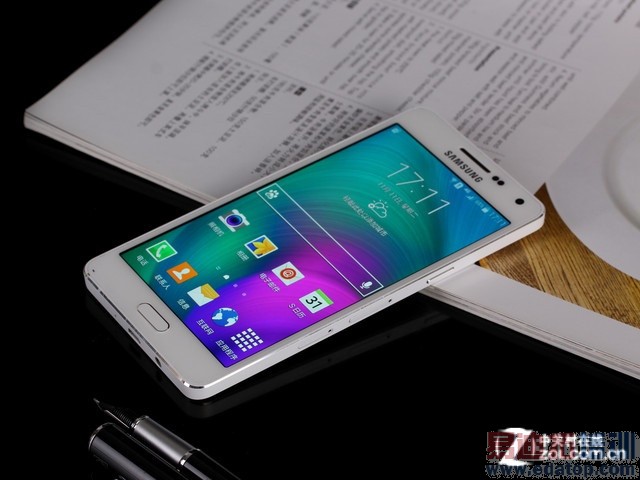 最热旗舰混战:大神X7 小米Note 荣耀6 Plus 魅蓝note斗得欢!