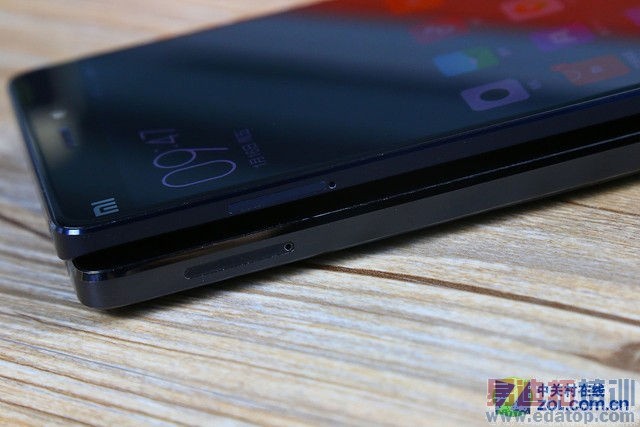 С��note vs С��4��ϸ�Ա����⣺ֻ��300��˭�����Լ۱�֮����