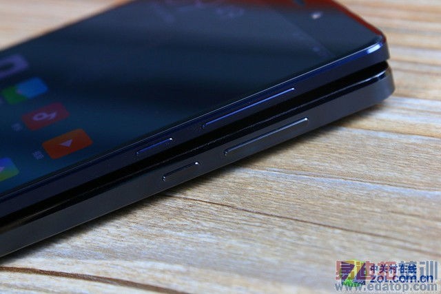 С��note vs С��4��ϸ�Ա����⣺ֻ��300��˭�����Լ۱�֮����