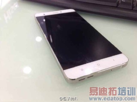 小米Note评测+拆解:探路无边框小米5 华为荣耀6 Plus危机重重