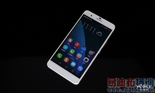 ˭�ܷ��յ��ף� С��Note/��ҫ6Plus���ȶԱ�