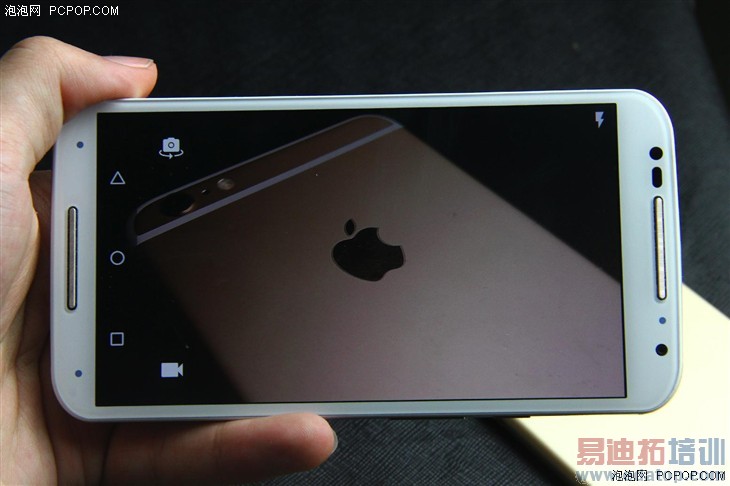 �����ʵ��С Moto X/6 Plus���նԱ�