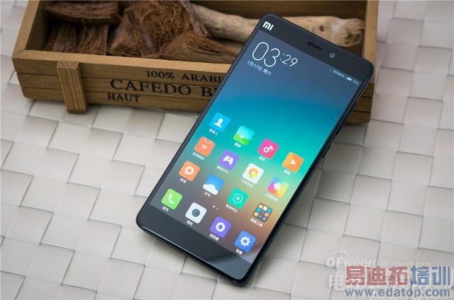 ����С���ֻ� С��Note�Ա�С��4���ͼ��